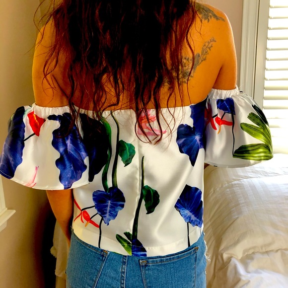 Solddd Outtt - Picture 3 of 5